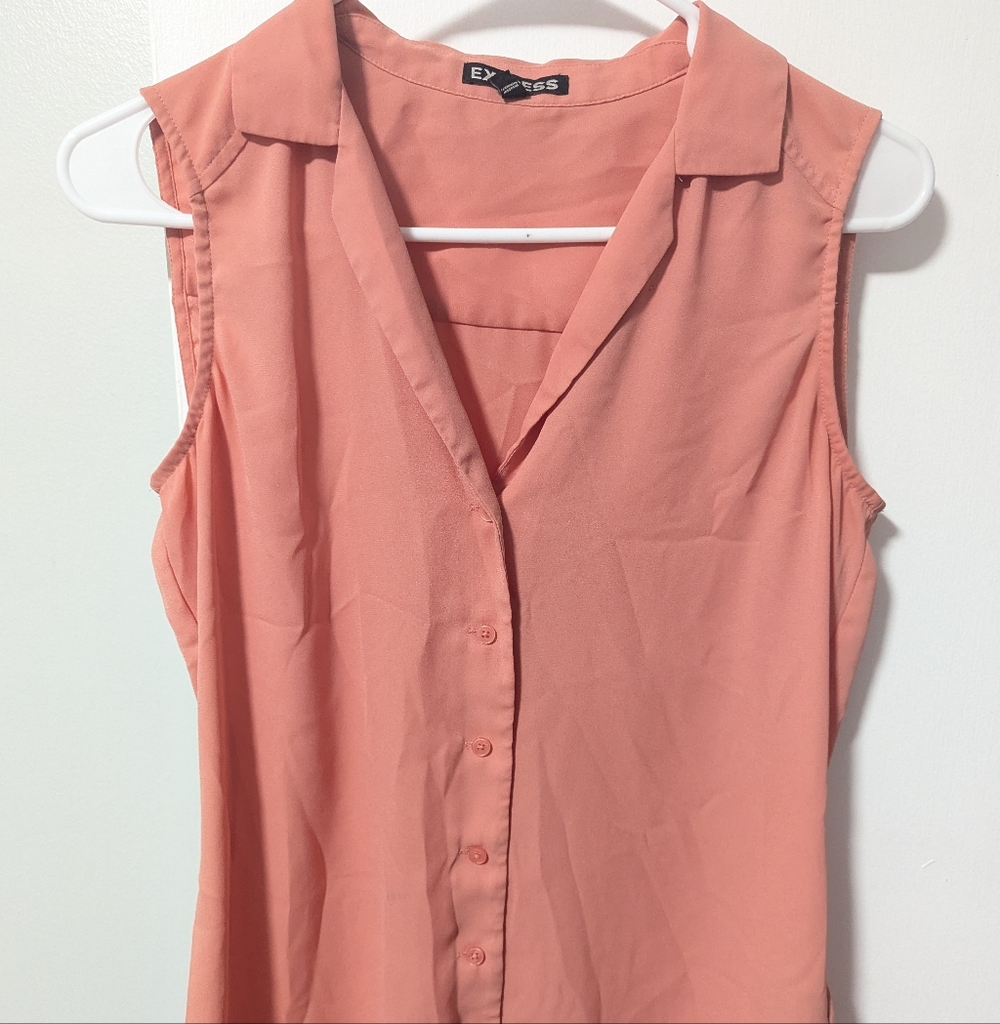 Express Sleeveless Coral Blouse